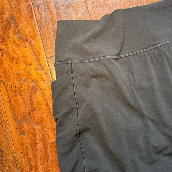Athleta Salutation Stash Pocket 16.5" Skort High Rise XL Black - Picture 3 of 7